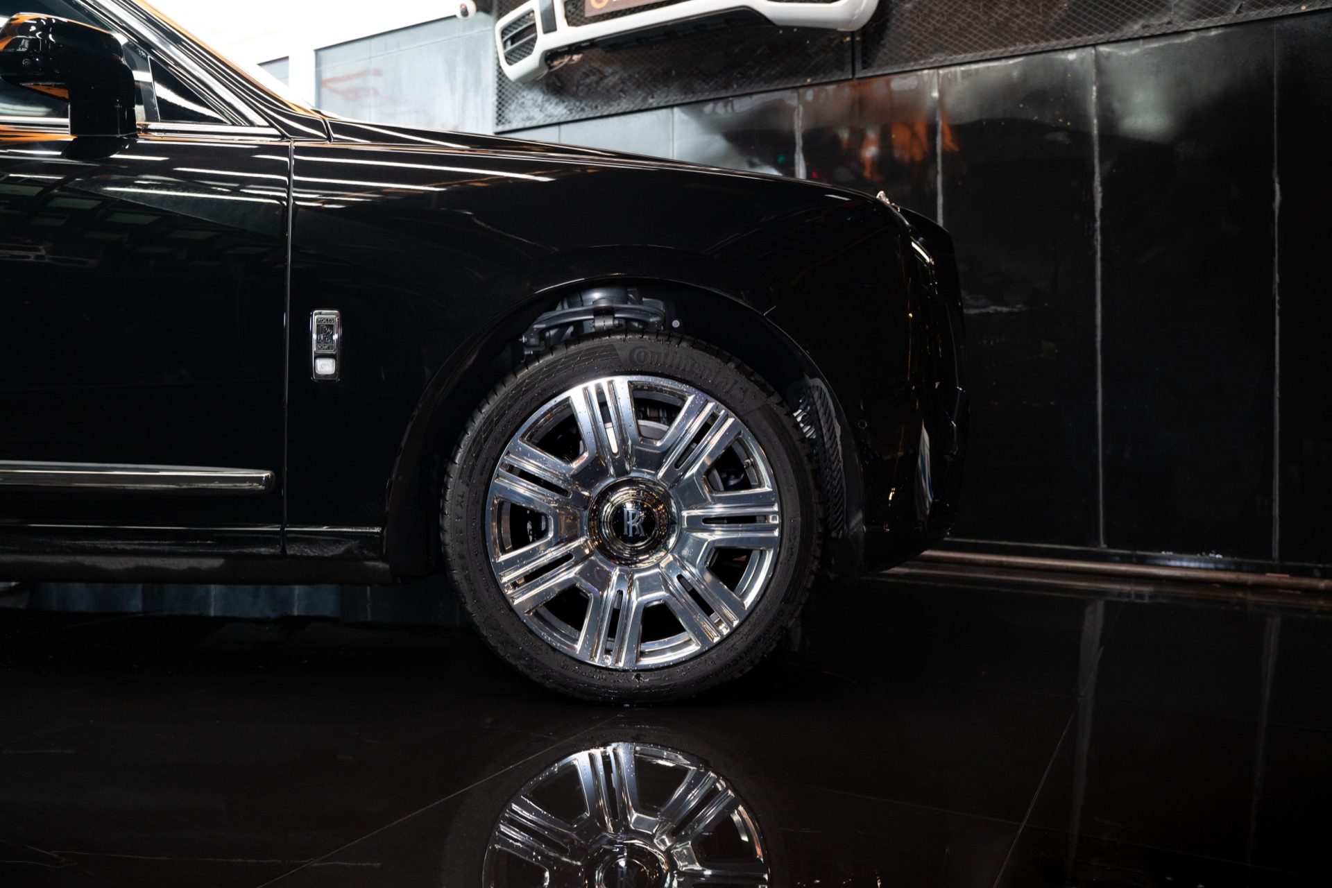 劳斯莱斯库里南细节