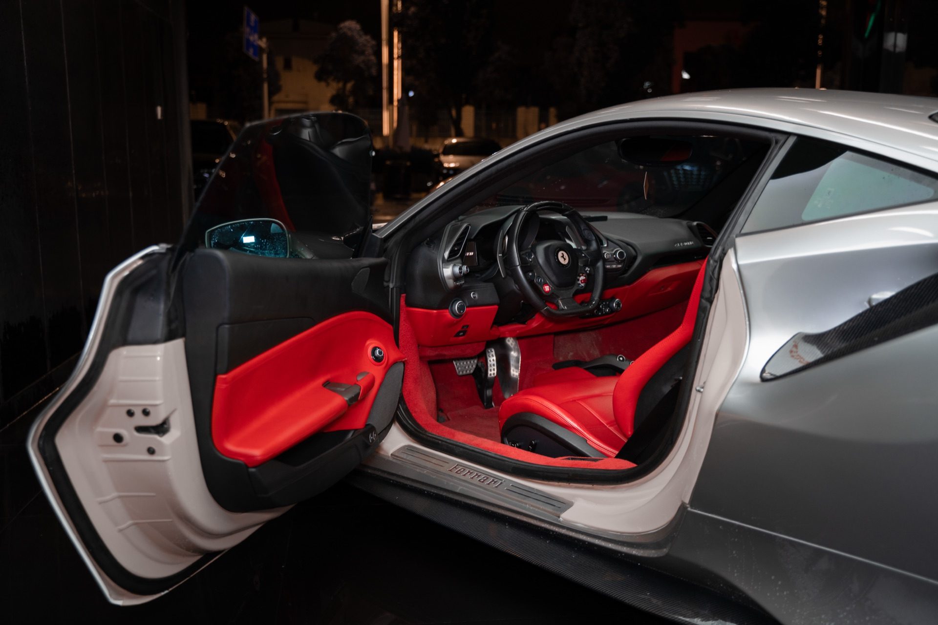 法拉利488 GTB细节