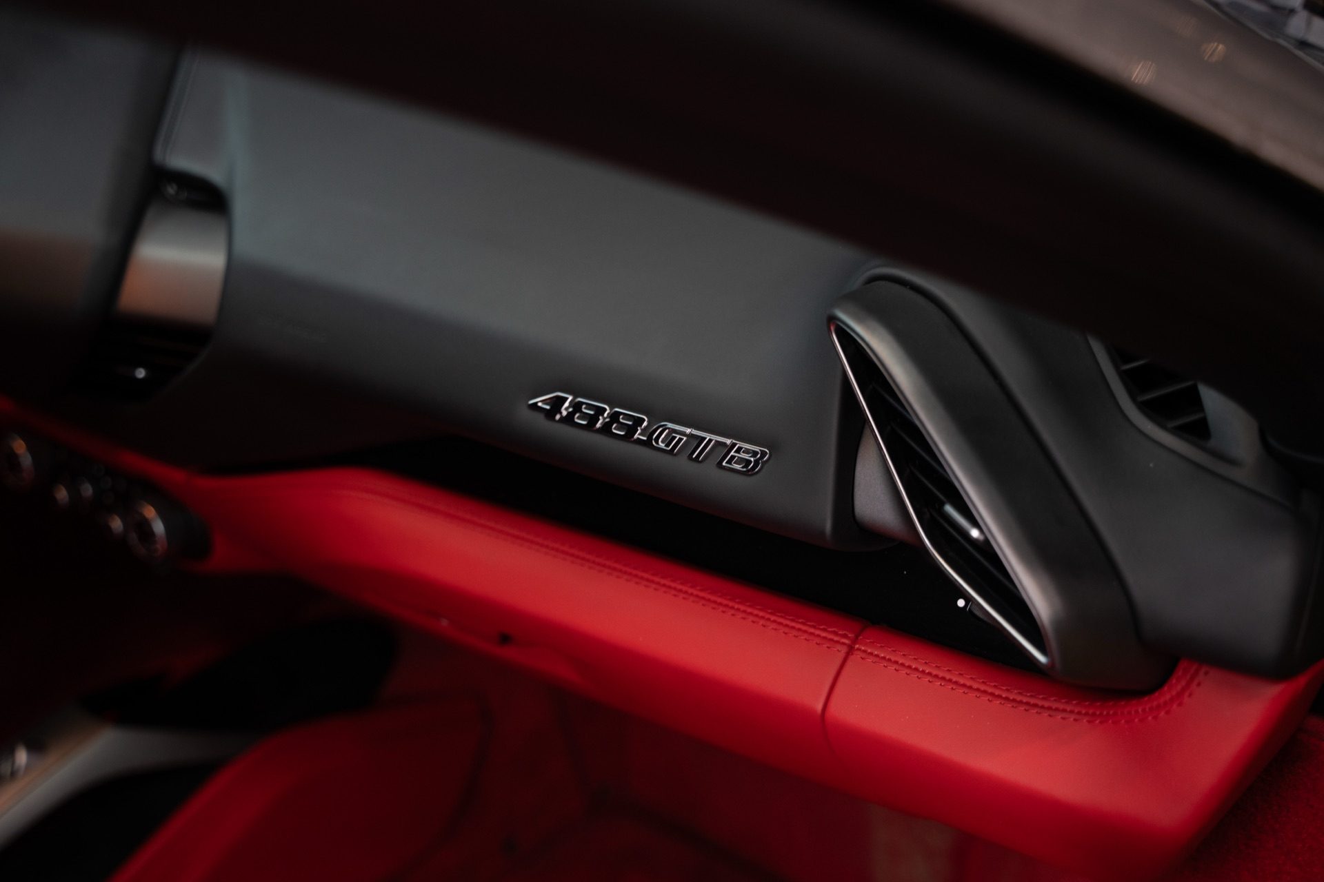 法拉利488 GTB细节