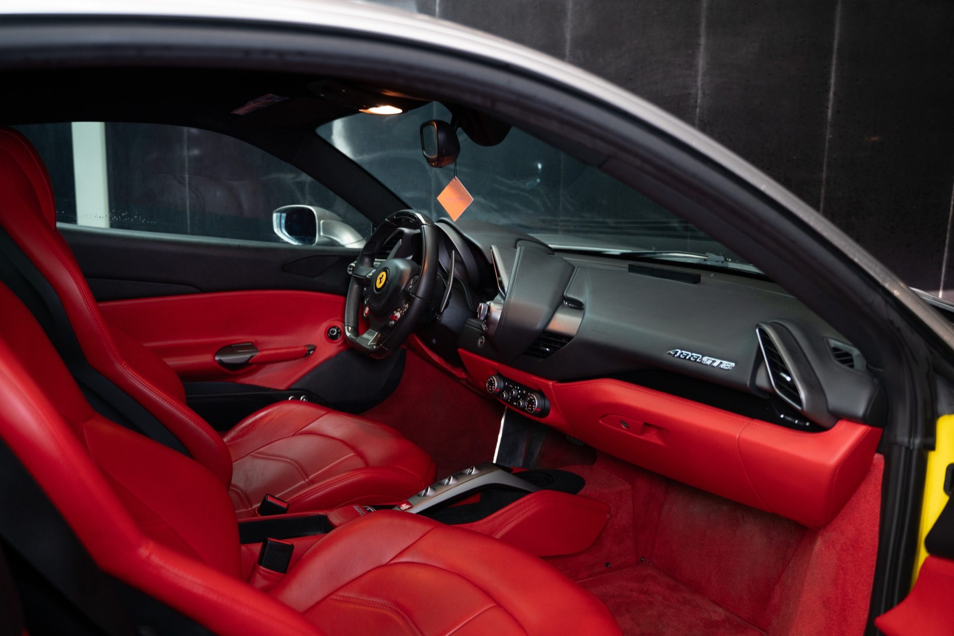 法拉利488 GTB细节