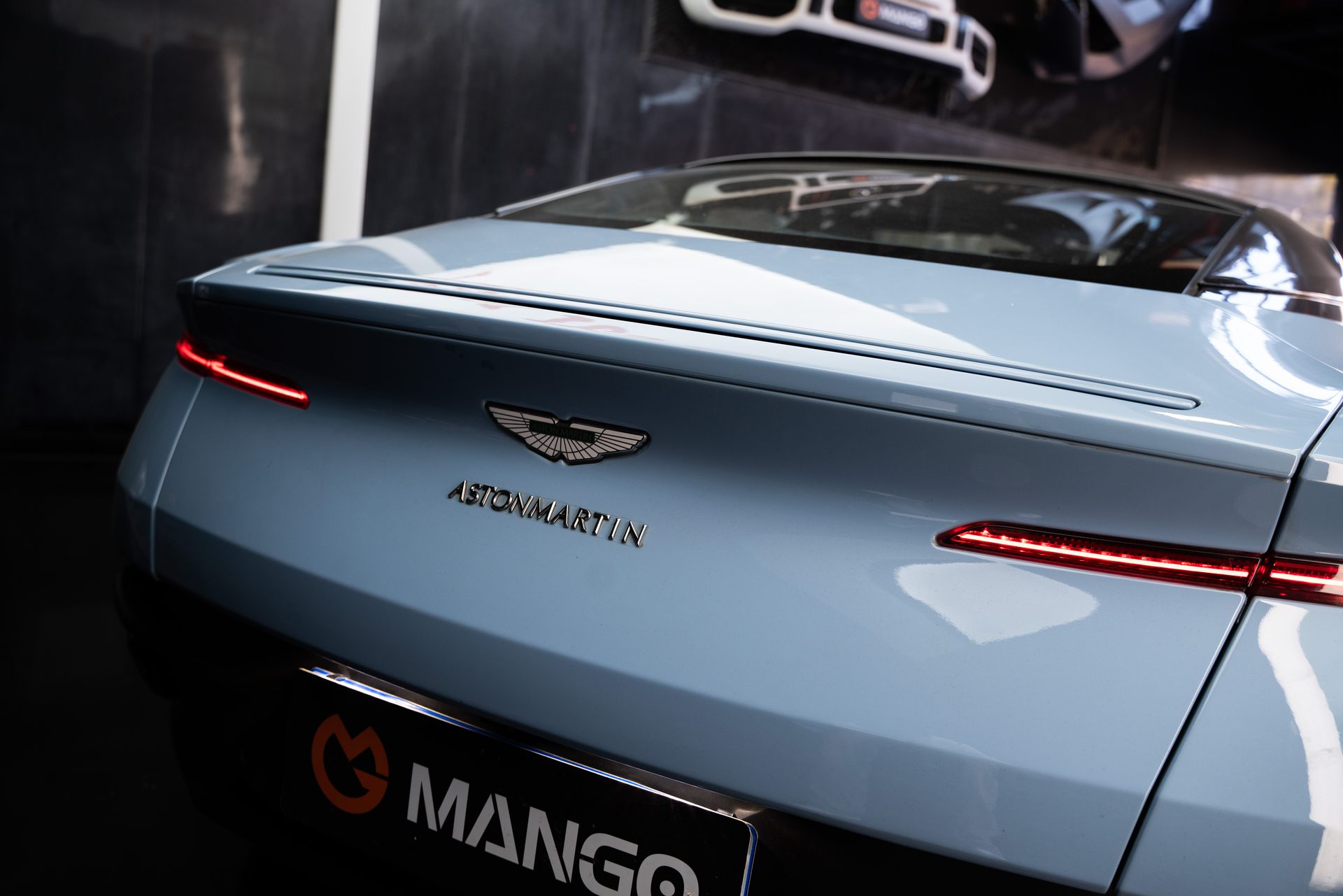 阿斯顿马丁细节